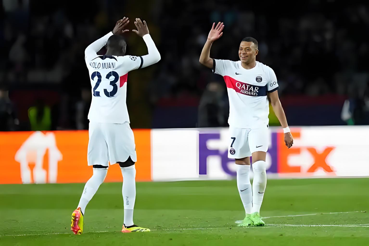 阿森纳战平巴萨，阿扎尔乌龙送礼足总杯